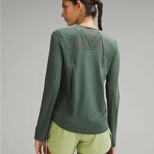 Lululemon Athletica Sculpt Long Sleeve Pleated Olive Green